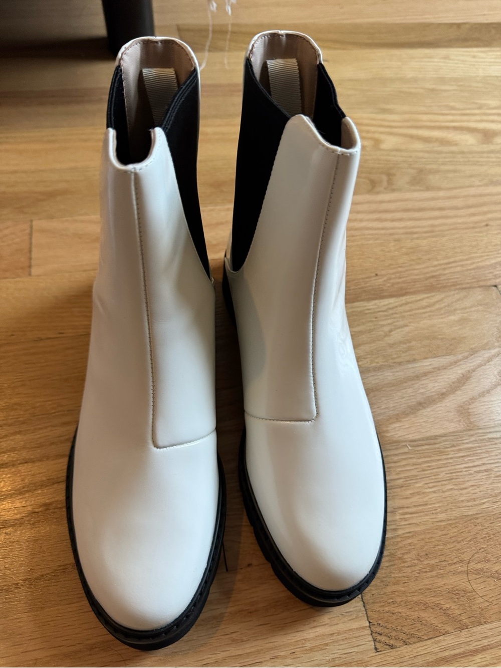 Stuart Weitzman NEW White Chelsea Ankle Boots with Black Elastic Panels